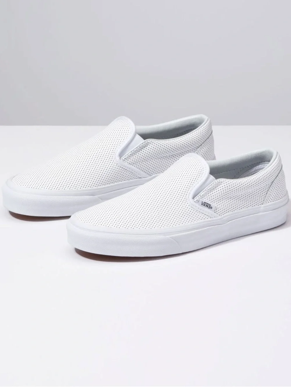 Vans Classic Slip-On Perf Leather White Sneakers Men’s 8.5 Women’s 10 EU 41
